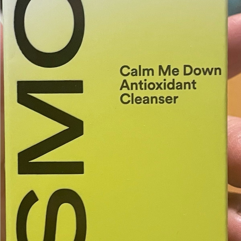 Calm Me Down Antioxidant Cleanser - Yellow